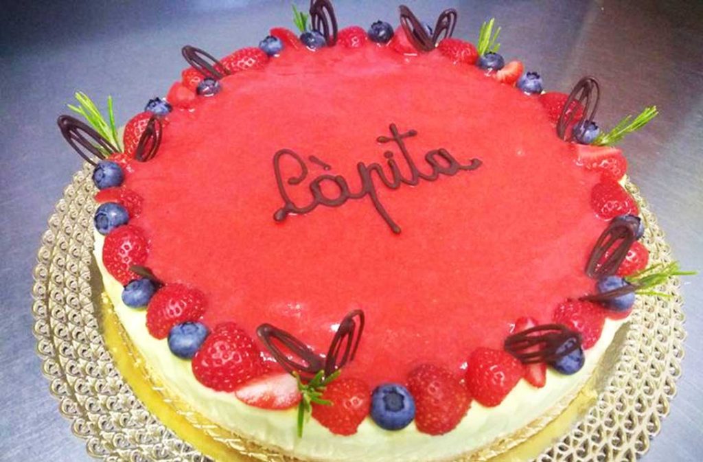 Torta vegana preparata da Paradiso pizzeria a Trequanda