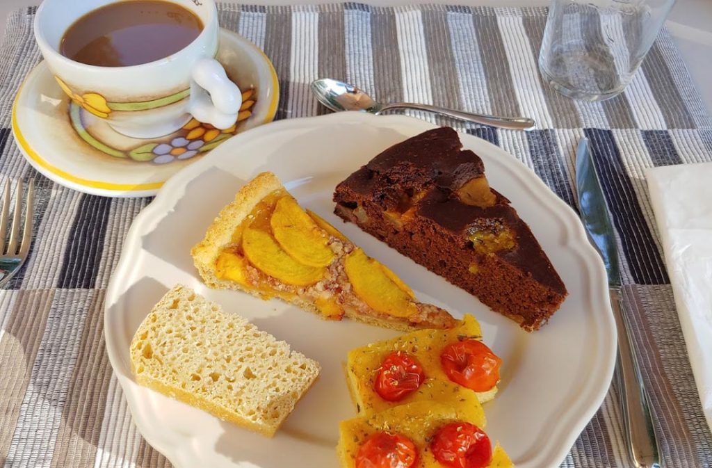 Una colazione vegana da Il Melograno Nano a Barga