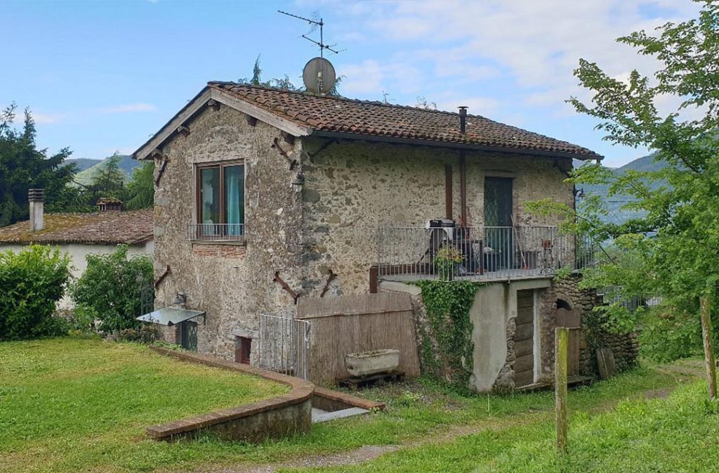 Il Melograno Nano a Barga