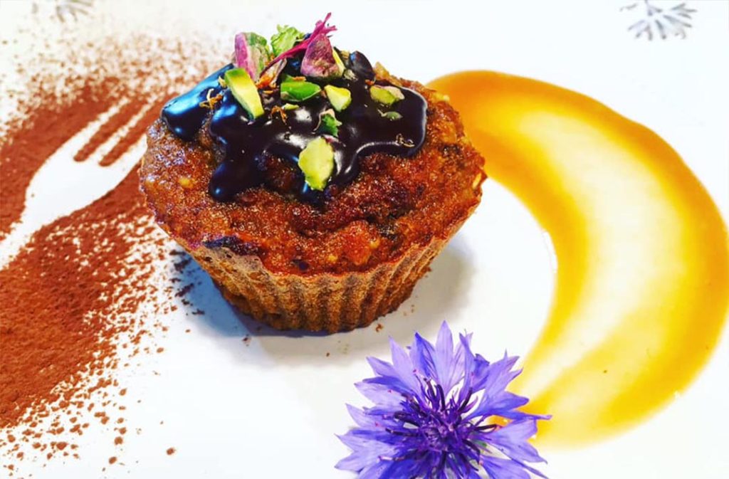 Muffin vegano alle albicocche come colazione da Il Melograno Nano a Barga