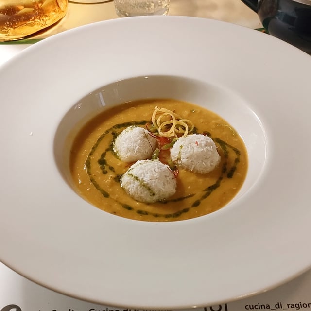 Crema di lenticchie e riso basmati ristorante La Svolta a Bologna