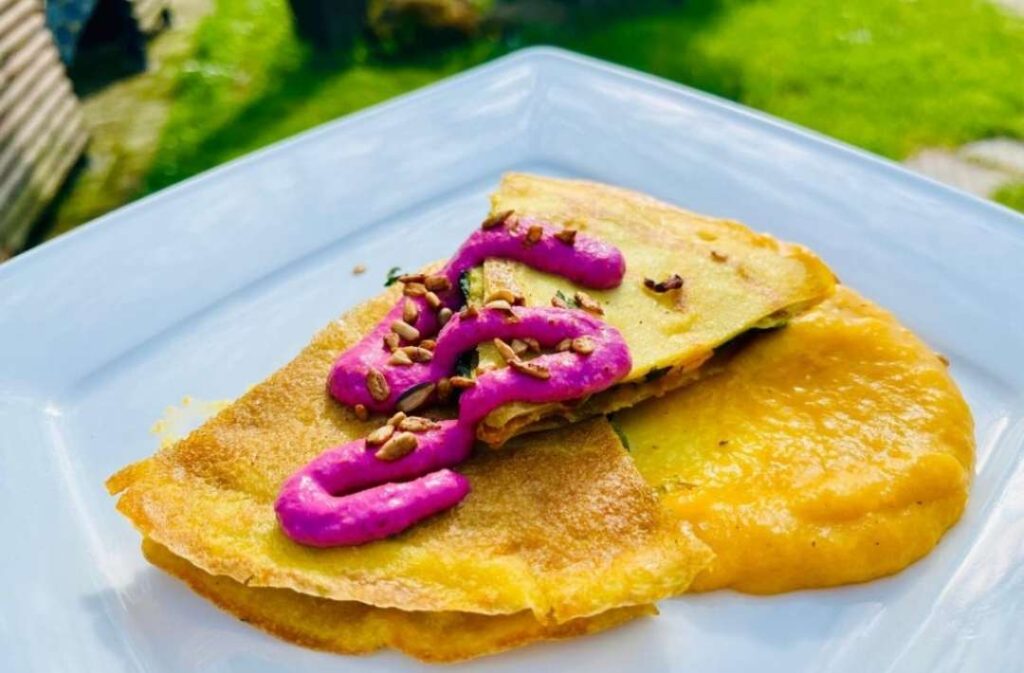 Piatto vegano servito nell'agriturismo La Buona Terra a Cervarese Santa Croce